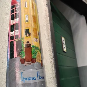 Ipazia House Apartment Genua