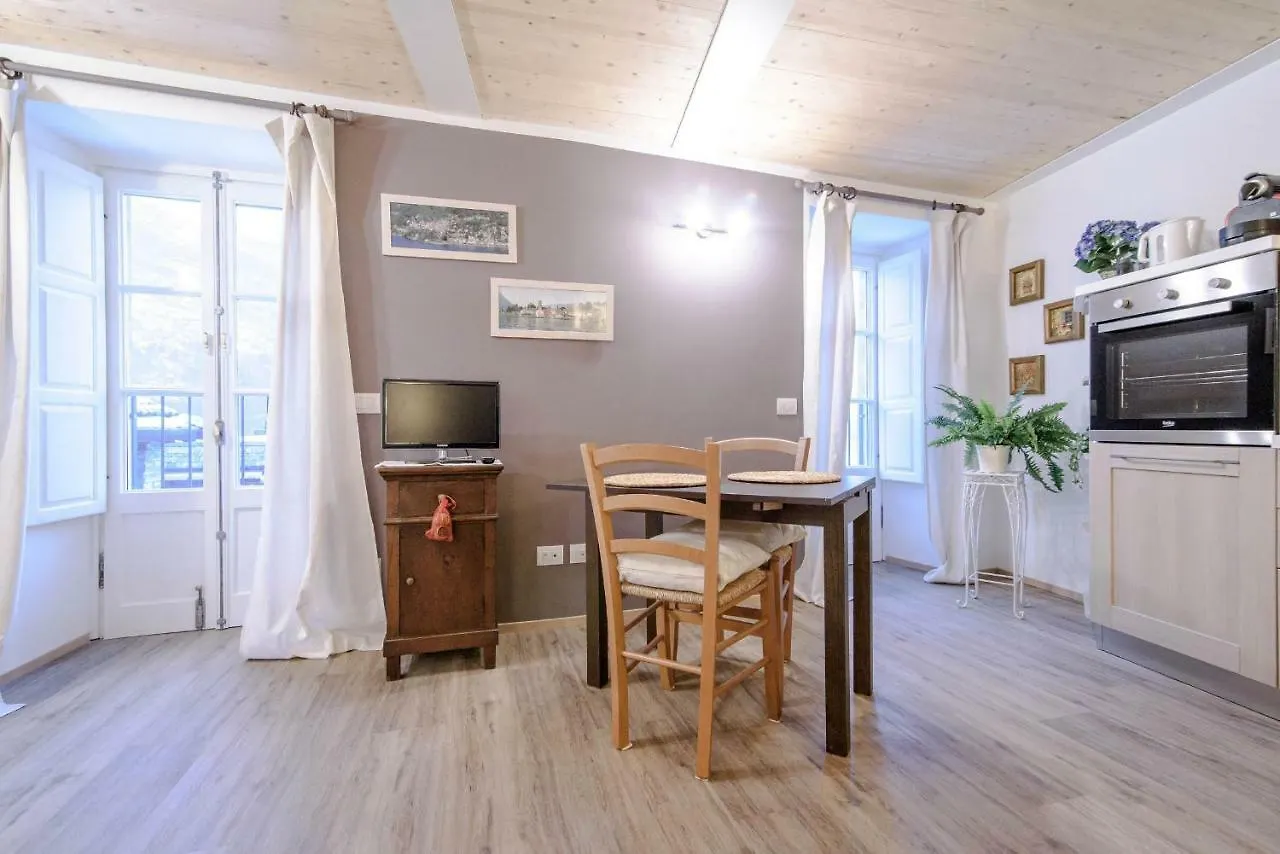 Il Borghetto Di Torno Apartment