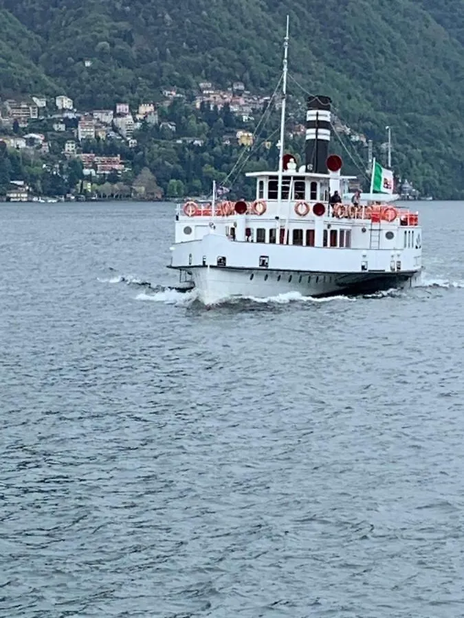 Appartamento Il borghetto di Torno Italia