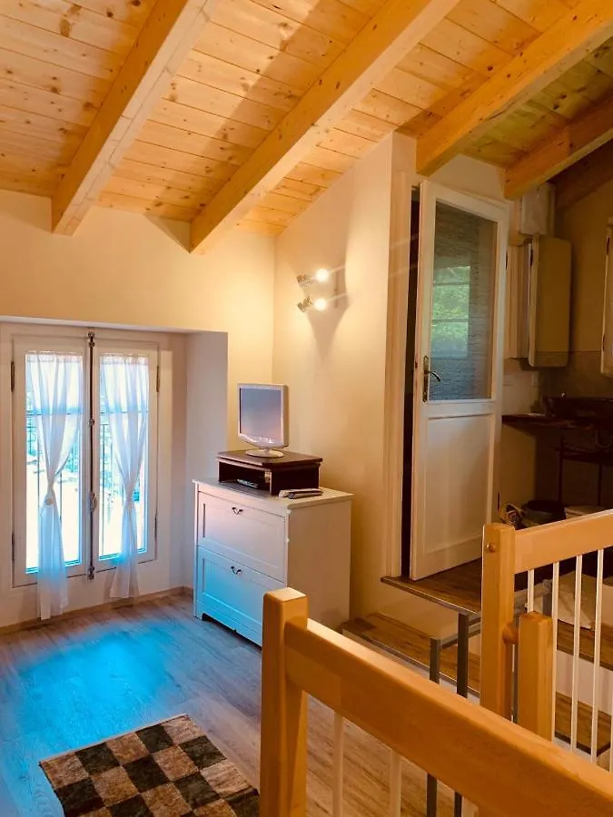 Il Borghetto Di Torno Apartment