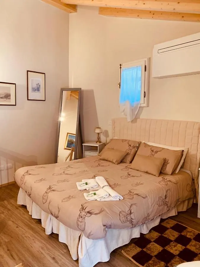 Il Borghetto Di Torno Apartment